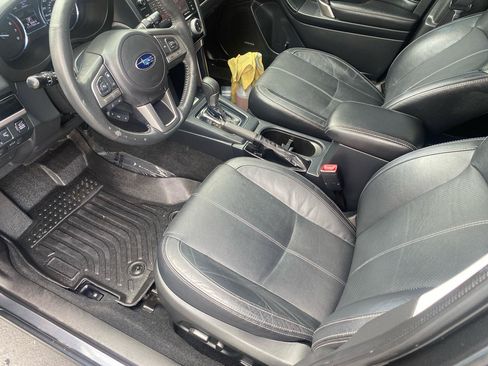 Used 2018 Subaru Forester 2.5i Touring w/ Popular Package #2 AWD/4WD image 12