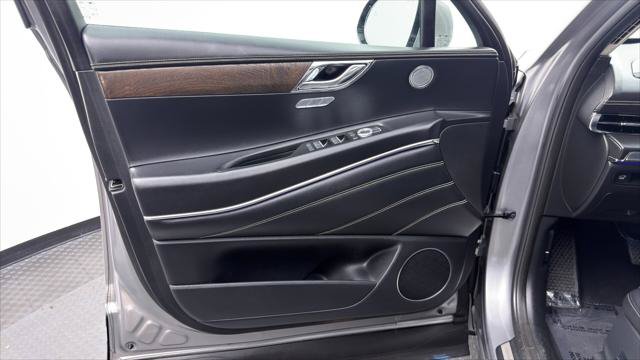 Used 2024 Genesis GV80 2.5T AWD/4WD image 13