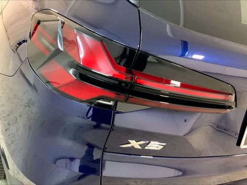 New 2026 BMW X5 xDrive50e image 14
