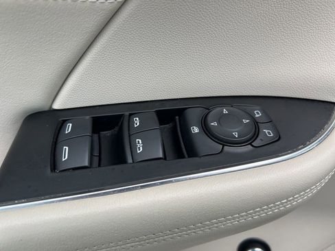 Used 2023 Buick Envision Preferred image 13