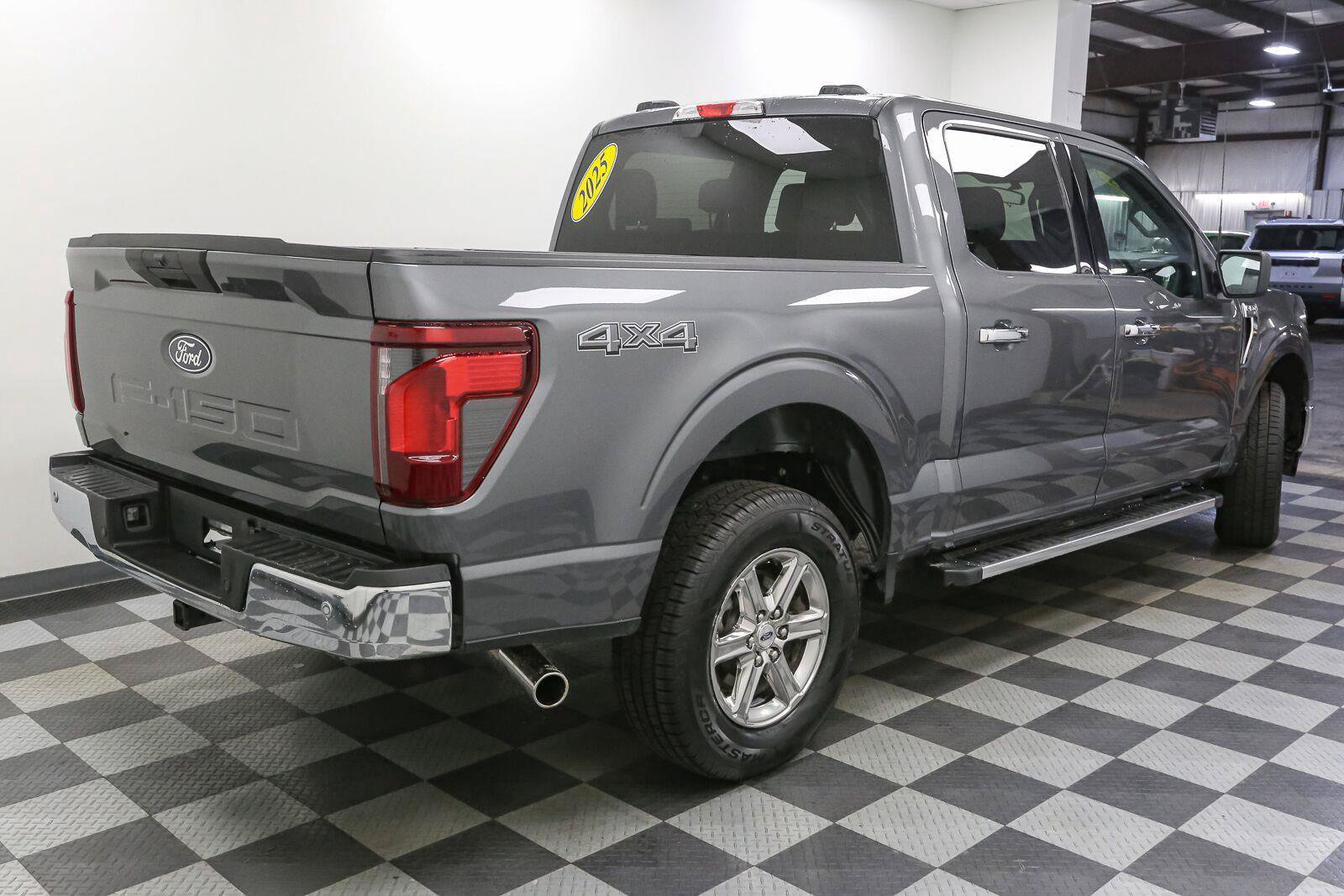 Used 2025 Ford F150 XLT w/ Equipment Group 301A Standard AWD/4WD image 9
