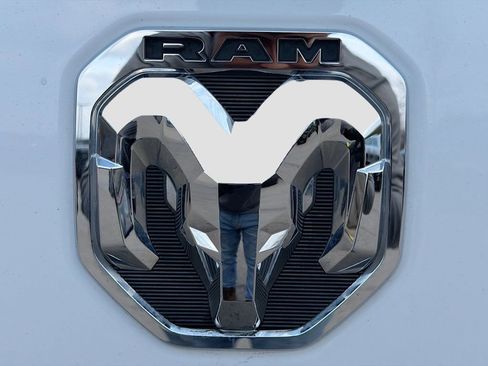 Used 2019 RAM 1500 Laramie w/ Sport Appearance Package image 13