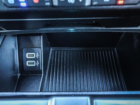 Used 2020 Ford F150 Lariat w/ Equipment Group 502A Luxury image 16