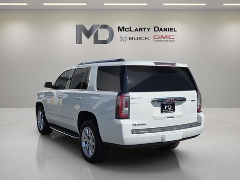 Used 2017 GMC Yukon Denali AWD/4WD image 13