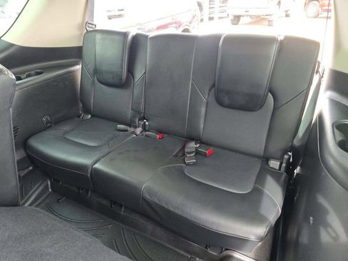 Used 2020 Nissan Armada Platinum w/ Interior Lighting Package image 7