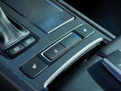 Used 2019 Genesis G80 3.8 image 37