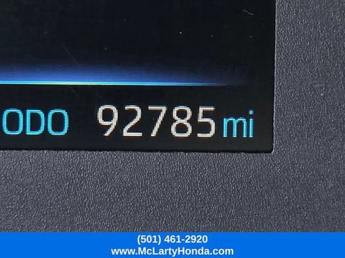 Used 2025 Toyota Corolla SE FWD image 30