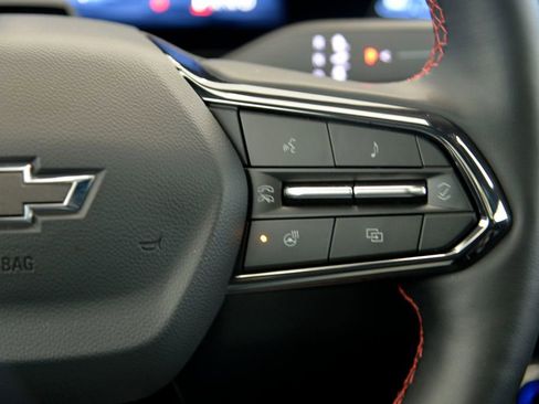 Used 2025 Chevrolet Equinox EV RS w/ Active Safety Package 3 image 23