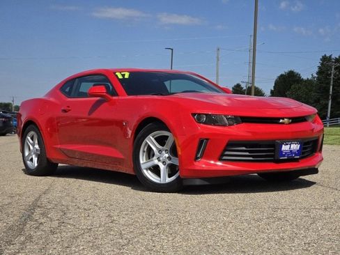 Used 2017 Chevrolet Camaro LT RWD image 2