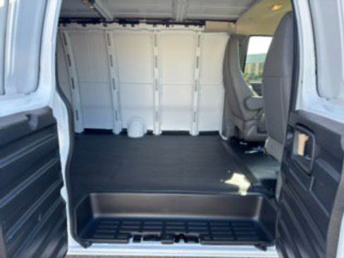 New 2025 Chevrolet Express 2500 w/ Driver Convenience Package image 23