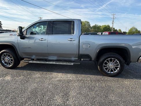 New 2026 Chevrolet Silverado 2500 LTZ w/ LTZ Premium Package AWD/4WD image 8