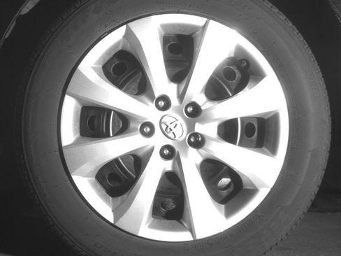 Used 2025 Toyota Corolla LE FWD image 12