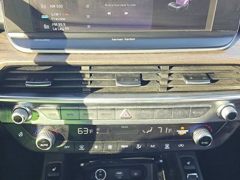 Used 2022 Kia Telluride SX w/ SX Prestige Package image 13