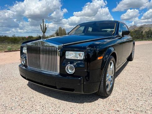 Used 2004 Rolls-Royce Phantom Sedan image 4