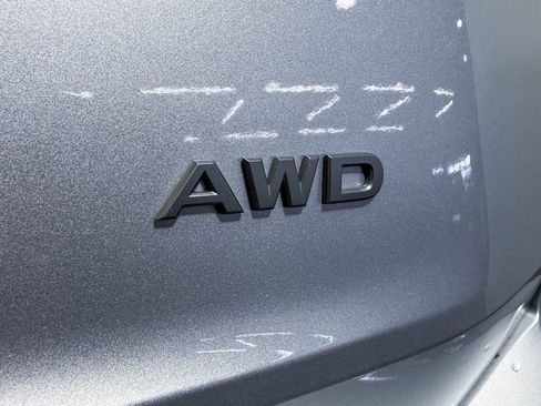 Certified 2025 Nissan Rogue S image 12