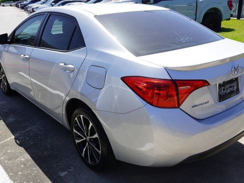 Used 2017 Toyota Corolla SE FWD image 7