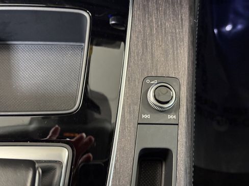 Used 2022 Audi Q5 2.0T Premium Plus w/ Premium Plus Package image 40