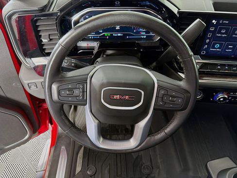 Used 2022 GMC Sierra 1500 Elevation w/ LPO, Elevation Black Package image 13