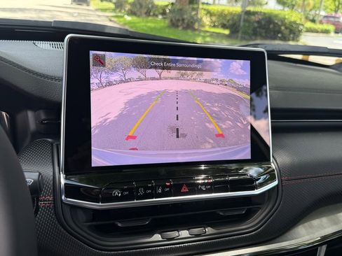 New 2025 Jeep Compass Trailhawk w/ Trailhawk Elite Group image 20