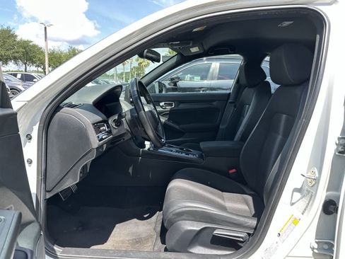 Used 2024 Honda Civic Sport image 2