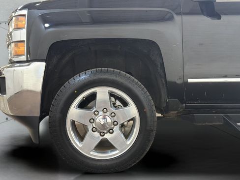 Used 2015 Chevrolet Silverado 2500 LTZ w/ Duramax Plus Package image 36