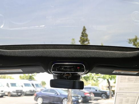 Certified 2025 Mercedes-Benz GLC 300 4MATIC image 14
