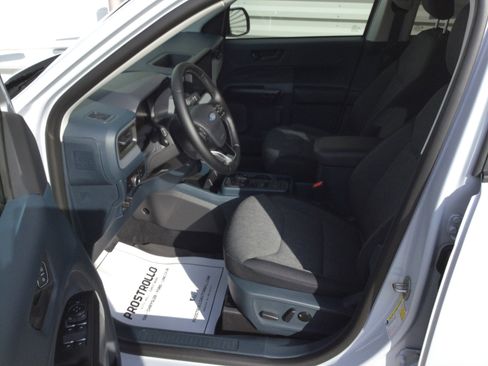 New 2025 Ford Maverick XLT w/ XLT Luxury Package image 8