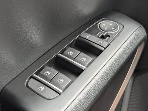 Certified 2025 Kia Soul LX w/ LX Technology Package FWD image 25
