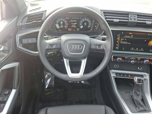 Used 2025 Audi Q3 2.0T Premium w/ Convenience Package image 21