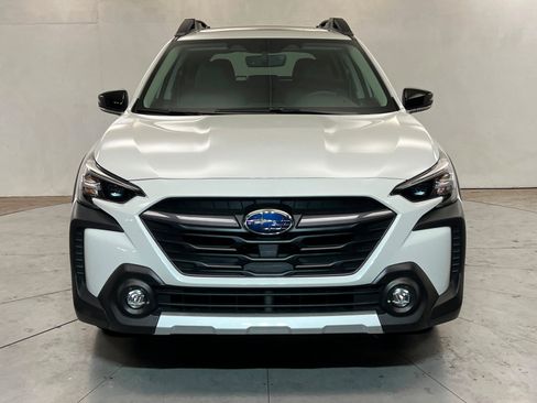 Used 2025 Subaru Outback Limited w/ Popular Package #2 AWD/4WD image 7