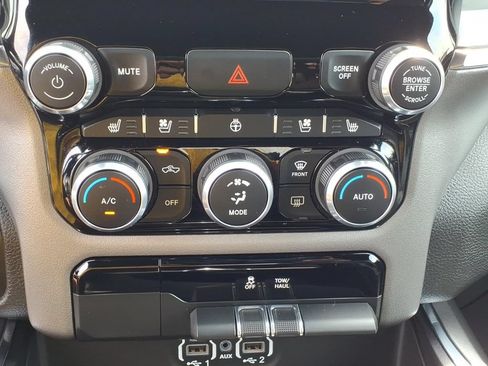 Certified 2024 RAM 1500 Laramie AWD/4WD image 8