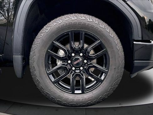 Used 2024 GMC Sierra 1500 Elevation w/ Elevation Premium Package AWD/4WD image 36
