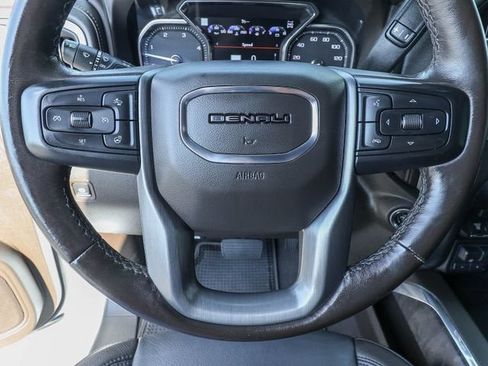 Used 2022 GMC Sierra 3500 Denali w/ Denali Ultimate Package AWD/4WD image 17