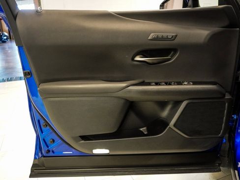 Used 2023 Lexus UX 250h F Sport image 22
