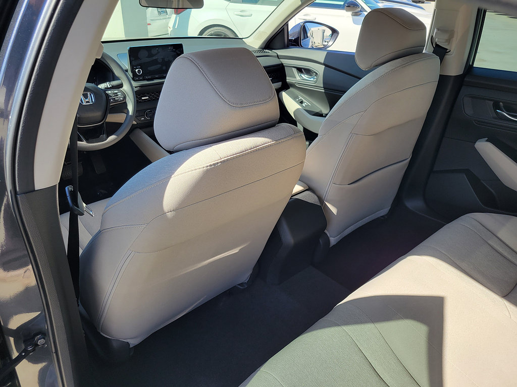 Used 2024 Honda Accord EX image 11
