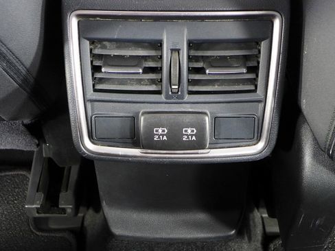 Certified 2023 Subaru Forester Premium AWD/4WD image 24