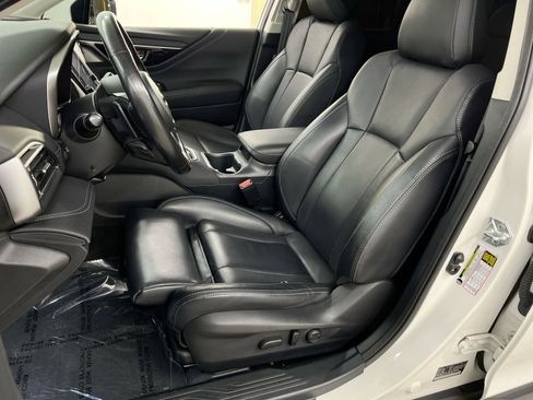 Used 2021 Subaru Outback Limited XT image 17