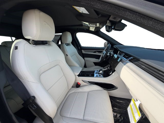 New 2026 Jaguar F-PACE R-Dynamic S AWD/4WD image 16