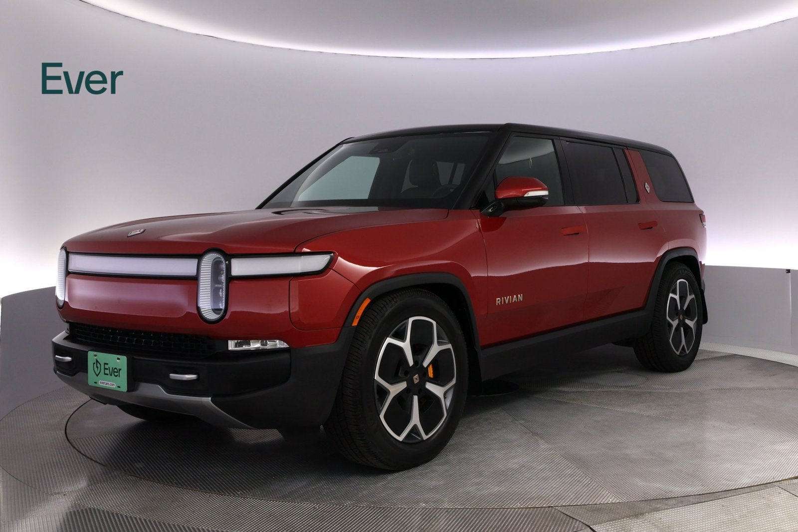 Used 2023 Rivian R1S Launch Edition Quad AWD/4WD image 2
