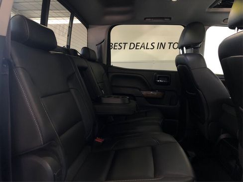 Used 2014 GMC Sierra 1500 SLT w/ SLT Preferred Package AWD/4WD image 10