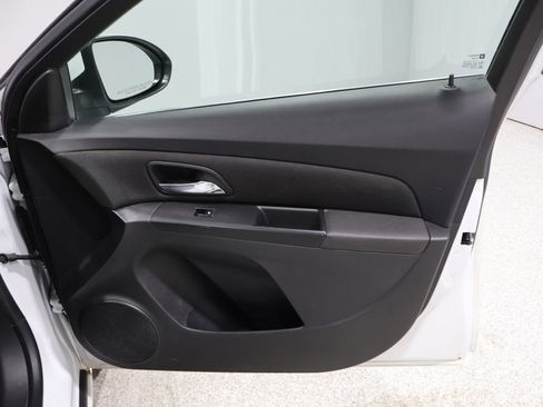 Used 2012 Chevrolet Cruze LT image 22