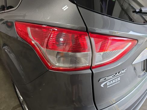 Used 2014 Ford Escape Titanium FWD image 38