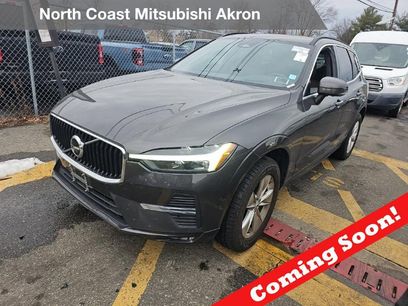 Used 2022 Volvo XC60 B5 Momentum