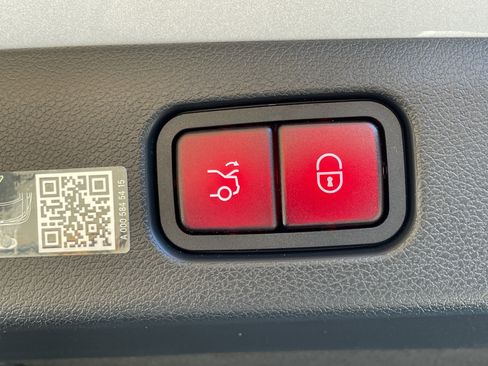 Certified 2024 Mercedes-Benz E 450 4MATIC Sedan image 13