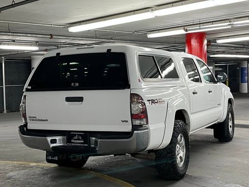 Used 2013 Toyota Tacoma 4x4 Double Cab w/ TRD Off-Road Pkg image 6