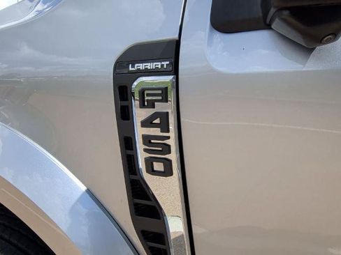 Certified 2023 Ford F450 Lariat w/ Lariat Ultimate Package AWD/4WD image 37