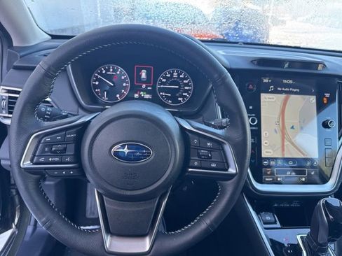 Used 2025 Subaru Outback Limited image 10