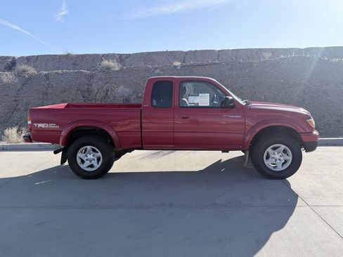 Used 2003 Toyota Tacoma PreRunner image 4