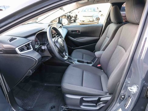 Certified 2025 Toyota Corolla LE FWD image 19