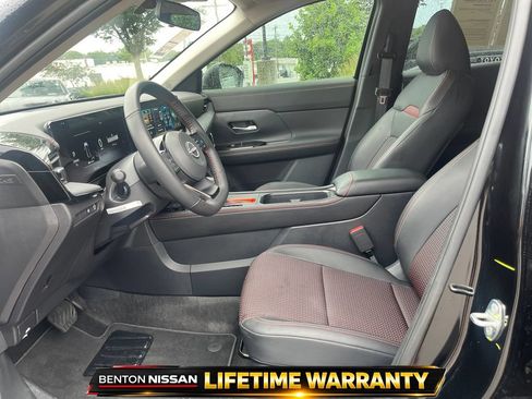 Used 2026 Nissan Kicks SR FWD image 10